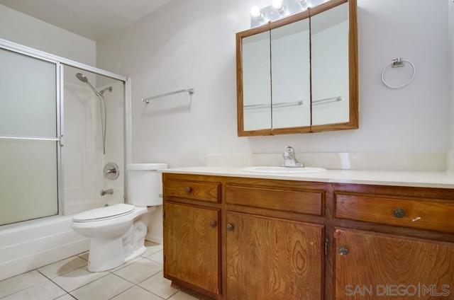 7858 Cowles Mountain Ct, San Diego CA: https://media.crmls.org/mediaz/d8971302-ba0c-4d0d-8b49-808d60c28e45.jpg