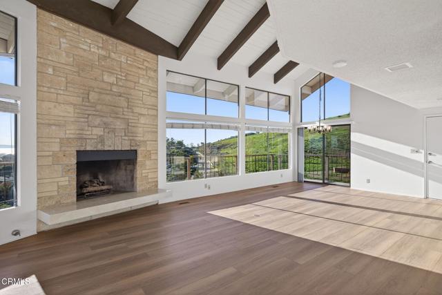 Detail Gallery Image 18 of 79 For 4149 Foothill Rd, Ventura,  CA 93003 - 4 Beds | 3 Baths