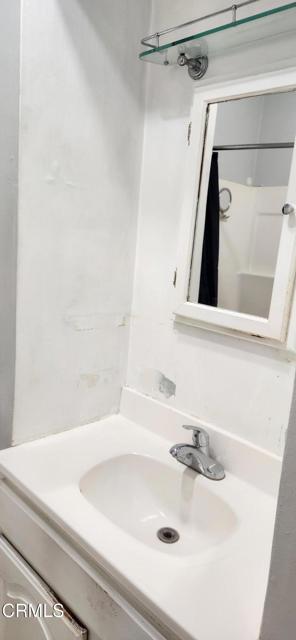 Detail Gallery Image 14 of 24 For 330 S Seaward Ave, Ventura,  CA 93003 - 2 Beds | 1 Baths