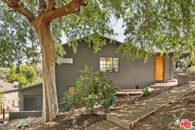 2467 Silver Ridge Avenue, Los Angeles CA: https://media.crmls.org/mediaz/d8978e98-acfc-4e7c-9f4c-57fd606b567b.jpg