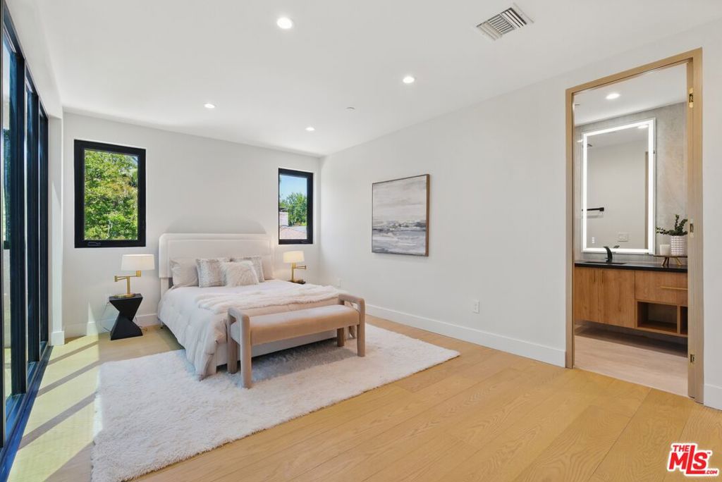 4906 Van Noord AvenueSherman Oaks image #48