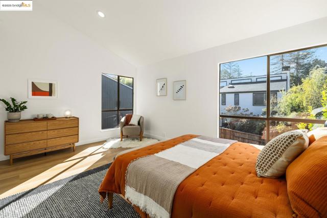 568 Vistamont Ave, Berkeley CA: https://media.crmls.org/mediaz/d89906e0-bec5-4cd0-a167-ccb6af516bb1.jpg