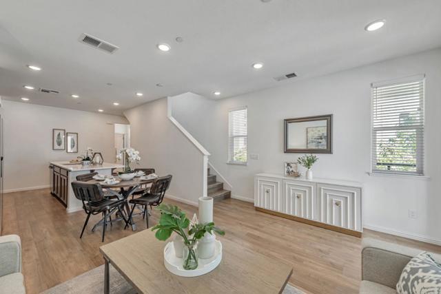 588 Apricot Way, San Jose CA: https://media.crmls.org/mediaz/d89961de-fb68-4978-a885-7c3091281220.jpg