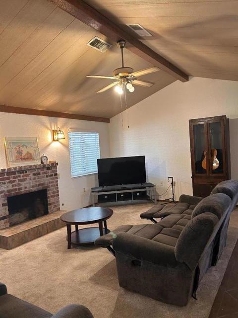 754 Meadowlark Avenue, Los Banos CA: https://media.crmls.org/mediaz/d8999f84-d750-446e-8012-528adb942234.jpg