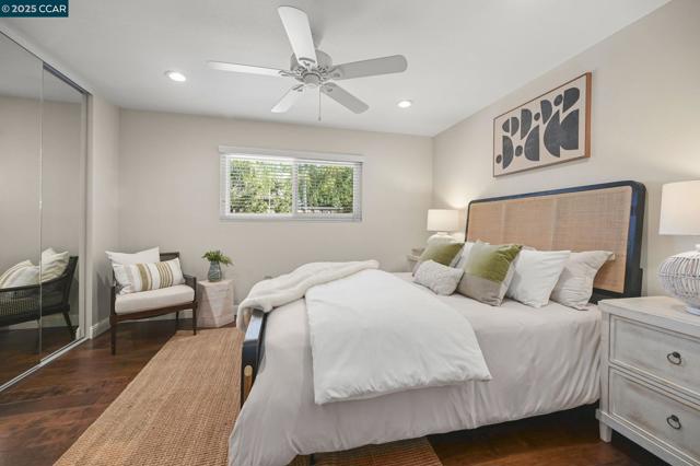 940 Lexington Pl, San Ramon CA: https://media.crmls.org/mediaz/d89a36fe-06b8-42cc-9a1d-56ea70566276.jpg