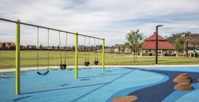 2769 Overlook Point Dr, Escondido CA: https://media.crmls.org/mediaz/d89a8dc9-14f9-4166-b48f-65a65c906f23.jpg