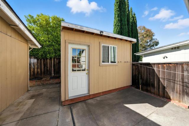 2114 Bennighof Court, San Jose CA: https://media.crmls.org/mediaz/d89ac0af-9102-4ded-9fa4-7e3211f4104a.jpg