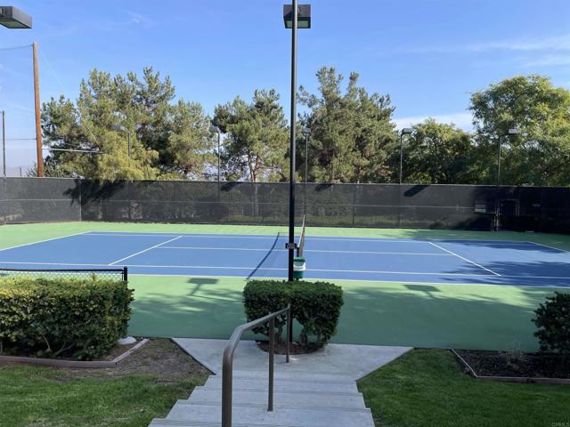 Detail Gallery Image 26 of 31 For 2450 La Costa, Chula Vista,  CA 91915 - 3 Beds | 2/1 Baths