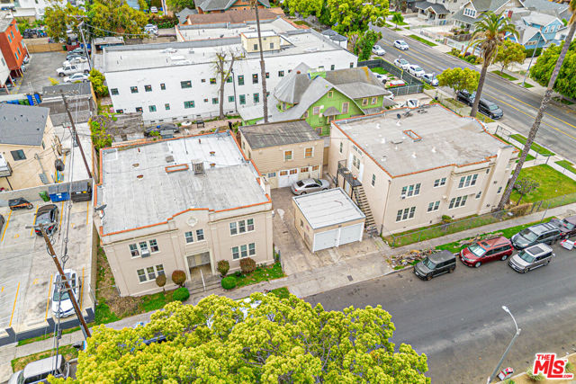 2460 W 18th Street, Los Angeles CA: https://media.crmls.org/mediaz/d89c9e8c-4252-4cb3-b0c7-339b15688c8c.jpg