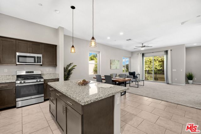 746 Farrier Way, Upland CA: https://media.crmls.org/mediaz/d89cf412-931c-49e4-8cf7-bac804a7f706.jpg