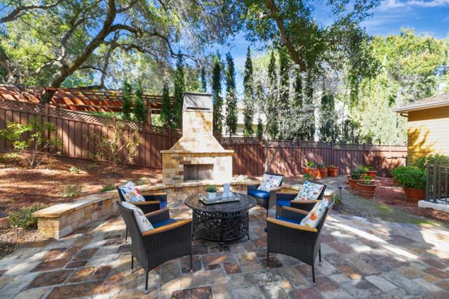 13998 Alta Vista, Saratoga CA: https://media.crmls.org/mediaz/d89d65dc-2ccb-4f4a-b5a5-b3ca1886d74d.jpg