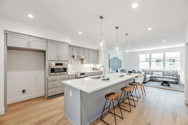 3209 Ivory Terrace, San Ramon CA: https://media.crmls.org/mediaz/d89dc809-eab2-41bf-88e2-8260724b134b.jpg