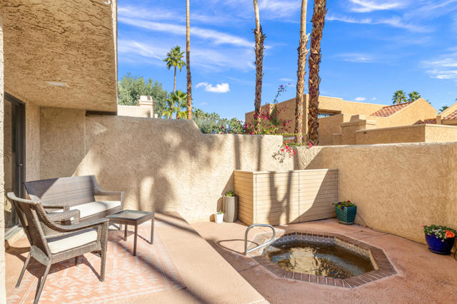 73437 Foxtail Lane, Palm Desert, CA 92260