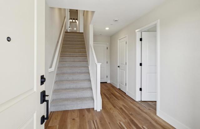 2506 Sage Street, San Mateo CA: https://media.crmls.org/mediaz/d89e29d7-9c9e-4136-b34b-22463ef944f1.jpg