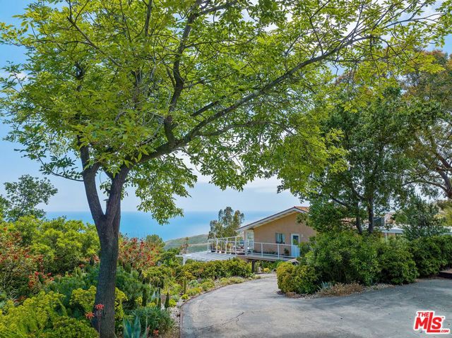 9402 Houston Road photo 2
