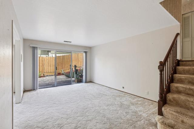 908 Park Pacifica Avenue, Pacifica CA: https://media.crmls.org/mediaz/d89f5472-bc54-41c9-ad31-74dd12cc2786.jpg