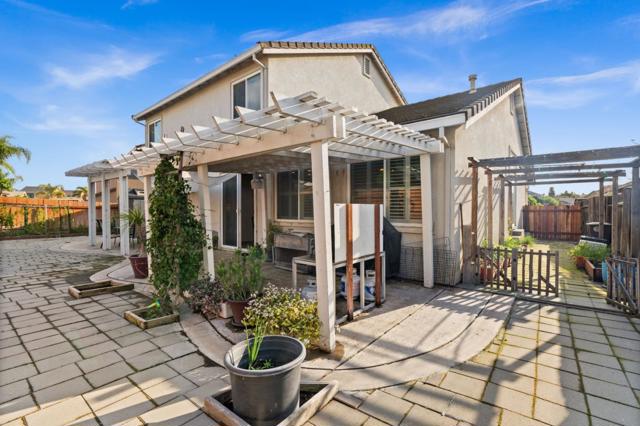 354 Vasconcellos Avenue, Manteca CA: https://media.crmls.org/mediaz/d89fda0c-c6cf-4b8e-895a-87c274823f2c.jpg