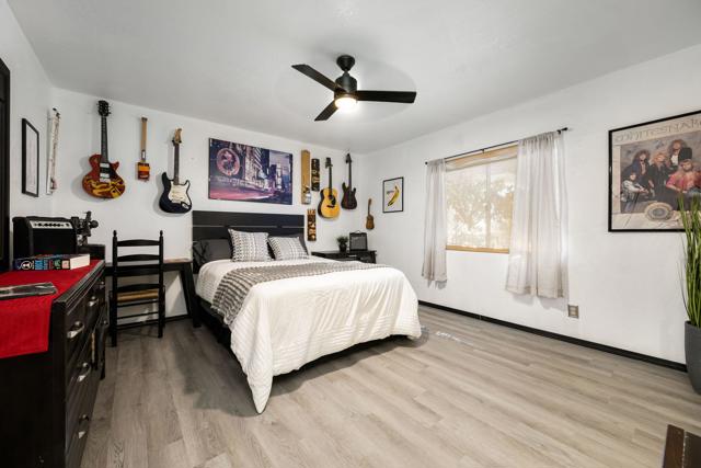 7616 Fairway Drive, Yucca Valley CA: https://media.crmls.org/mediaz/d8a0ab68-cb77-4cb5-919e-2b5bcaaa65ee.jpg