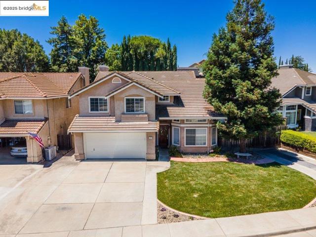 1003 Linda Vista Way, Rio Vista CA: https://media.crmls.org/mediaz/d8a0b790-f805-4c1c-ae01-a9b98b8a4e5d.jpg