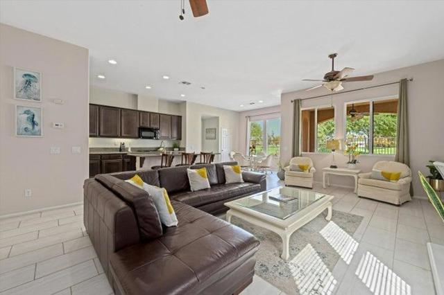 77315 Colorado Street, Palm Desert CA: https://media.crmls.org/mediaz/d8a0d935-e2ae-48cb-bd59-5742c981ba16.jpg