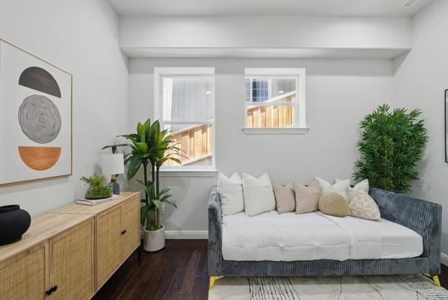 6868 Moore Drive, Oakland CA: https://media.crmls.org/mediaz/d8a10245-4dbb-4fe2-96e7-be3bd92c2275.jpg