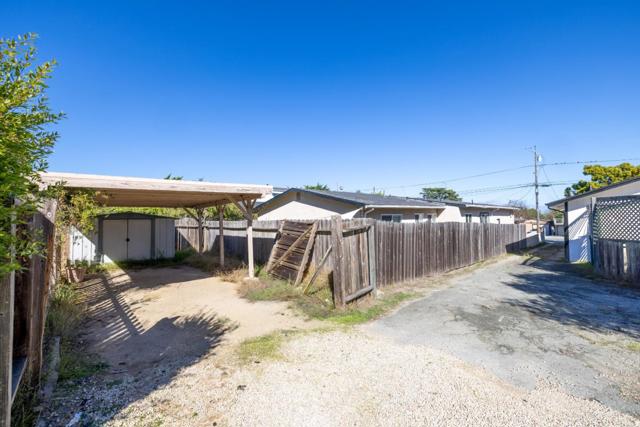 642 Cypress Street, Monterey CA: https://media.crmls.org/mediaz/d8a1731a-048d-4c80-a2e5-93dfc4d077fb.jpg