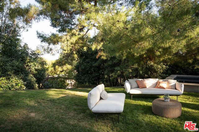 2050 La Fremontia Street, South Pasadena CA: https://media.crmls.org/mediaz/d8a1cc1d-60a4-4524-8b26-77c7b423443a.jpg