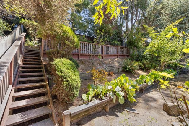 2985 Trousdale Drive, Burlingame CA: https://media.crmls.org/mediaz/d8a33dab-5eeb-4999-8379-8a12b8a398ab.jpg