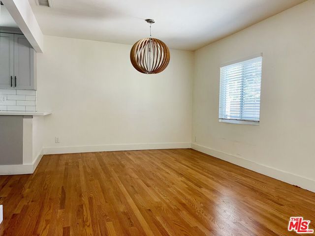 2908 Glenhurst Avenue, Los Angeles CA: https://media.crmls.org/mediaz/d8a46f93-508e-4ba5-a054-99c7e4284634.jpg