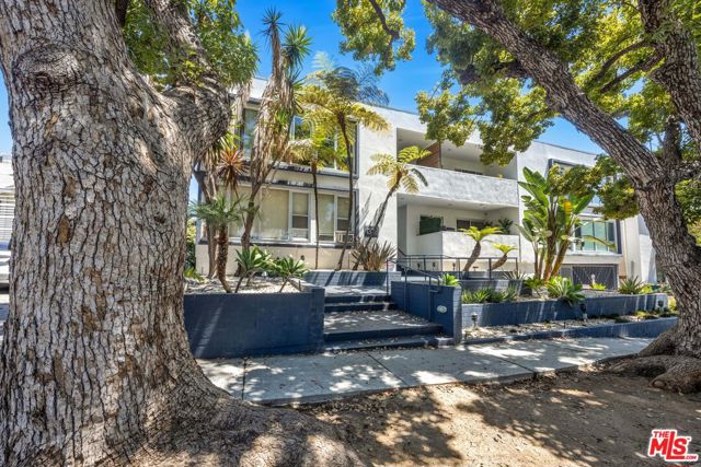 1328 Havenhurst Drive, West Hollywood, California 90046, 1 Bedroom Bedrooms, ,1 BathroomBathrooms,Condominium,For Sale,Havenhurst,24430221