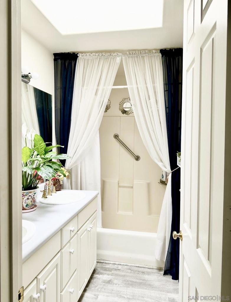 MLS #250043227SD image #22