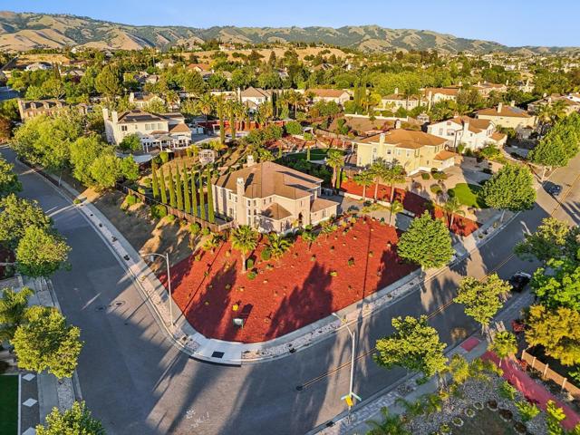 4715 Whitetail Lane, San Jose CA: https://media.crmls.org/mediaz/d8a6b2c4-22a5-403b-9071-9736952242c1.jpg