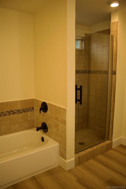 Image 23 of 35 For 4965 Ocean View Blvd