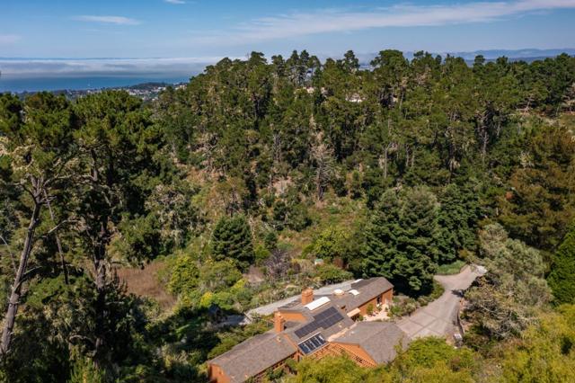 540 Aguajito Road, Carmel CA: https://media.crmls.org/mediaz/d8a7e129-b139-48da-b30d-33ef2b33188d.jpg