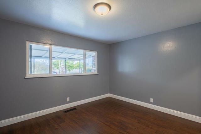 114 Iris Drive, Salinas CA: https://media.crmls.org/mediaz/d8a8a2b5-dde7-4882-8404-70002f222a1d.jpg