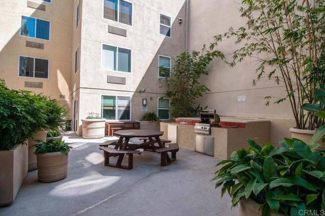 1435 India Street, San Diego CA: https://media.crmls.org/mediaz/d8a8d29d-6a9b-4130-a972-a5367e4082a4.jpg