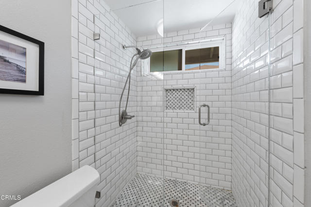Detail Gallery Image 26 of 34 For 1525 Lyndhurst Ave, Camarillo,  CA 93010 - 4 Beds | 2/1 Baths