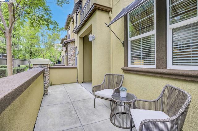 5092 Fioli Loop, San Ramon CA: https://media.crmls.org/mediaz/d8aa6ecf-9b52-4d88-8e66-51c3be53bc5f.jpg
