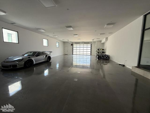 61126 Goodwood Dr, Thermal CA: https://media.crmls.org/mediaz/d8aaa4c8-f83d-4dfc-bfe4-bd804e697144.jpg