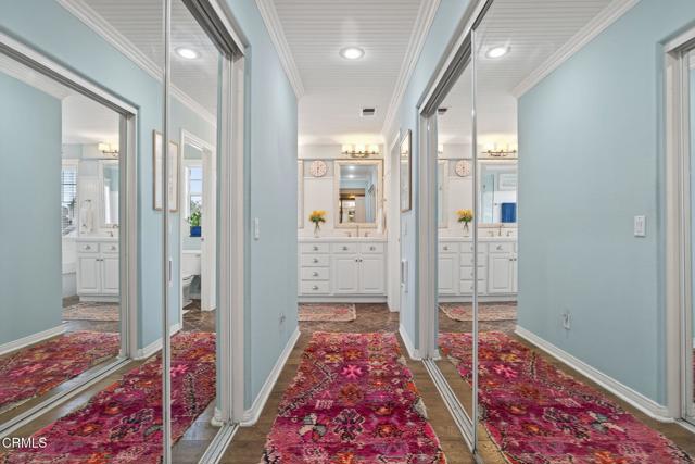 2314 Arcadian Shores Trail, Oxnard CA: https://media.crmls.org/mediaz/d8acf1ff-ff31-41d5-b322-414c23e1198f.jpg