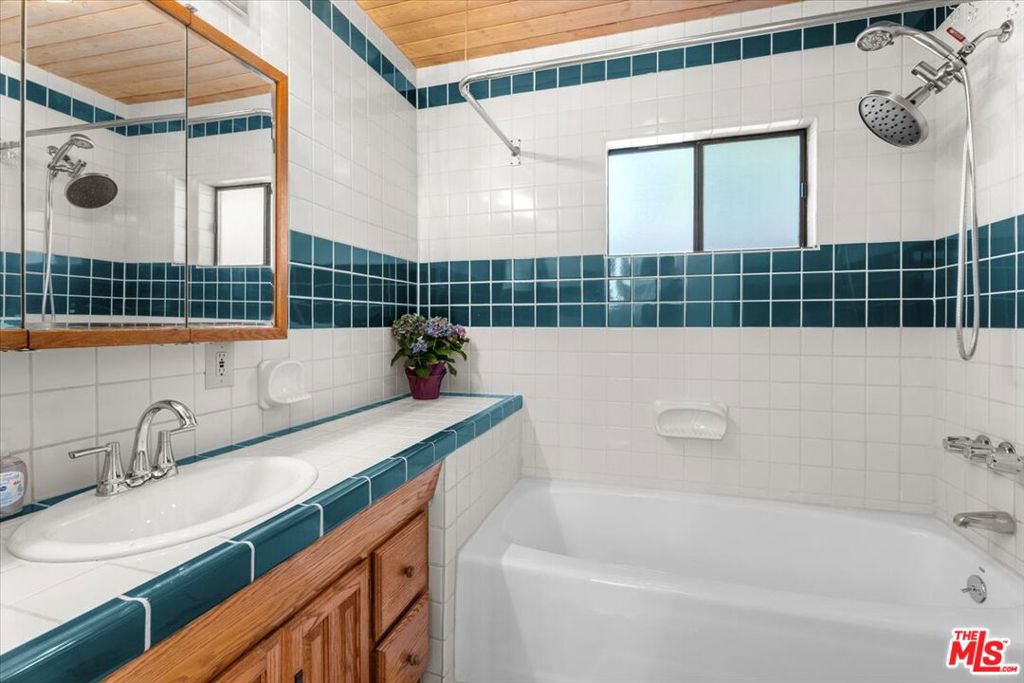 MLS #26857539 image #17