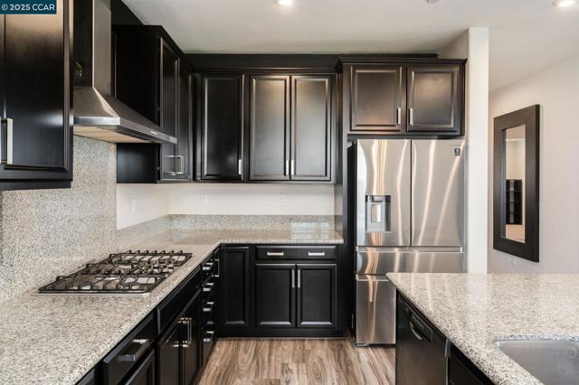 9603 Del Seis Dr, Sacramento CA: https://media.crmls.org/mediaz/d8ae45b8-8e49-443e-b428-10fd3a0bf124.jpg