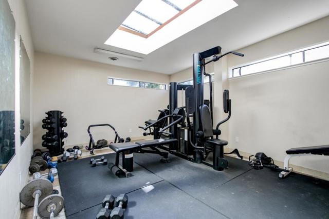 1919 Alameda De Las Pulgas, San Mateo CA: https://media.crmls.org/mediaz/d8aebeab-bb1a-4dd2-a872-82012971dc20.jpg