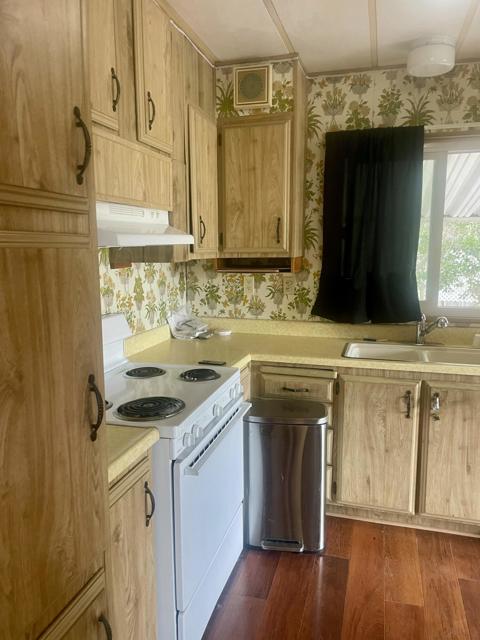 14777 Palm Drive, Desert Hot Springs CA: https://media.crmls.org/mediaz/d8aec3a2-e09a-4295-a732-e9954188ead2.jpg