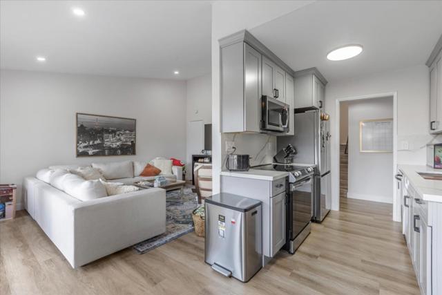 Image 5 of 35 For 2625 Keystone Avenue 207