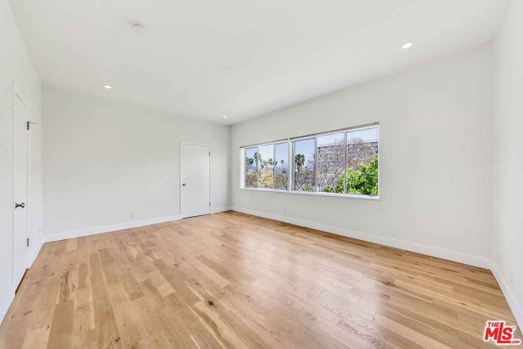 MLS #26862539 image #4