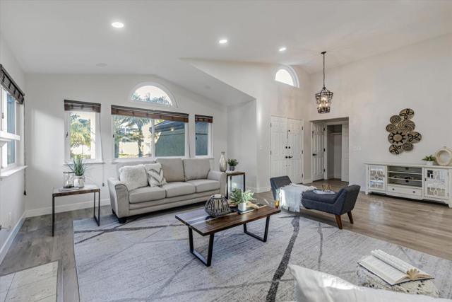 5150 Edgeview Drive, Discovery Bay CA: https://media.crmls.org/mediaz/d8b1686e-08ae-44dd-a79c-b7981f310bf4.jpg