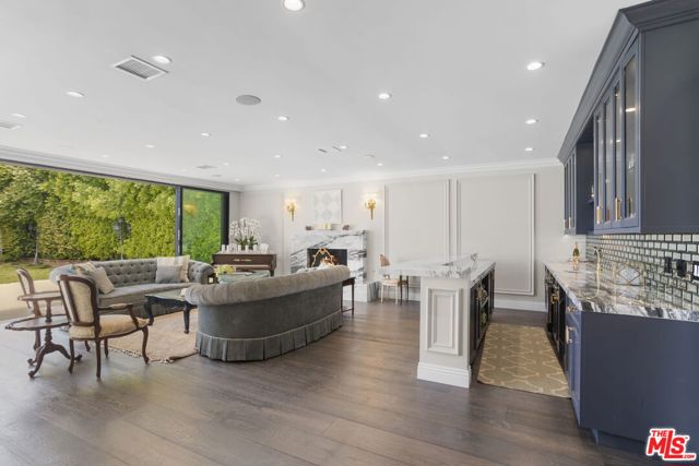 15515 Collina Strada, Los Angeles CA: https://media.crmls.org/mediaz/d8b16d3e-e088-4a63-b9ae-a440069a8a5a.jpg