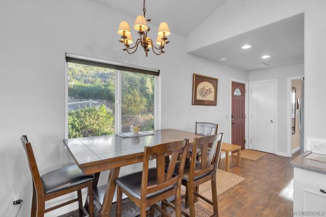 555 Manzanita Dr, Julian CA: https://media.crmls.org/mediaz/d8b32281-0cae-4b1c-95c6-991d1b3f96fa.jpg