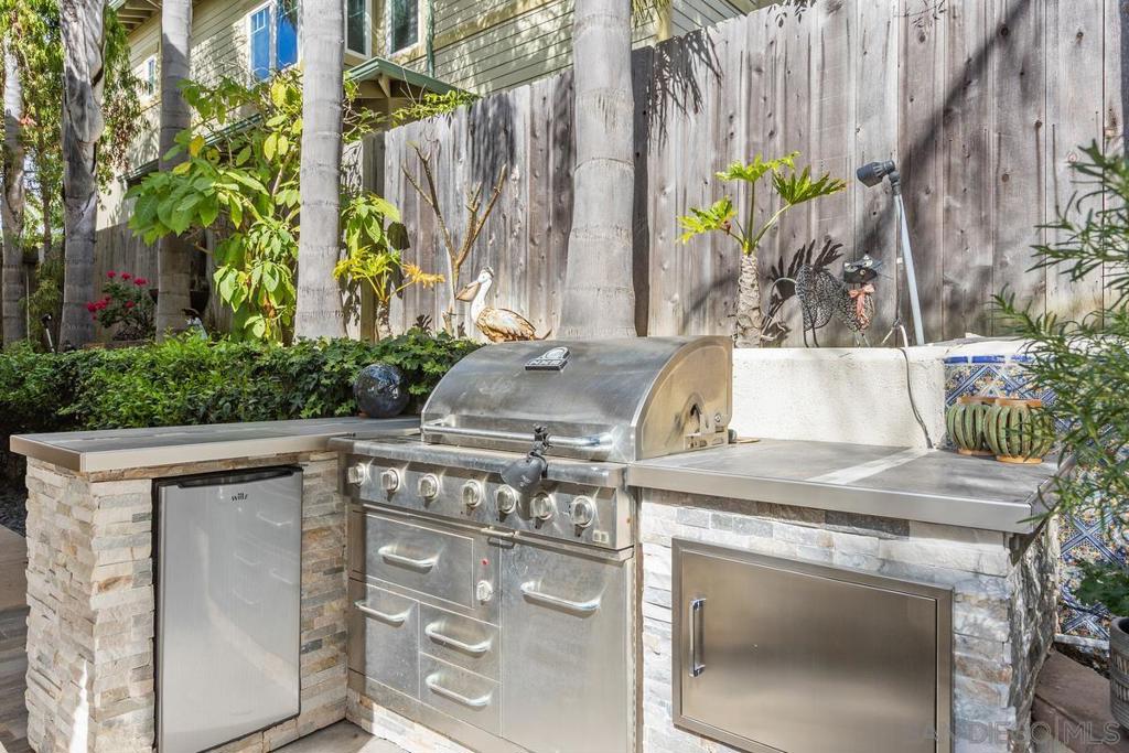 265 Sanford Street - photo 12